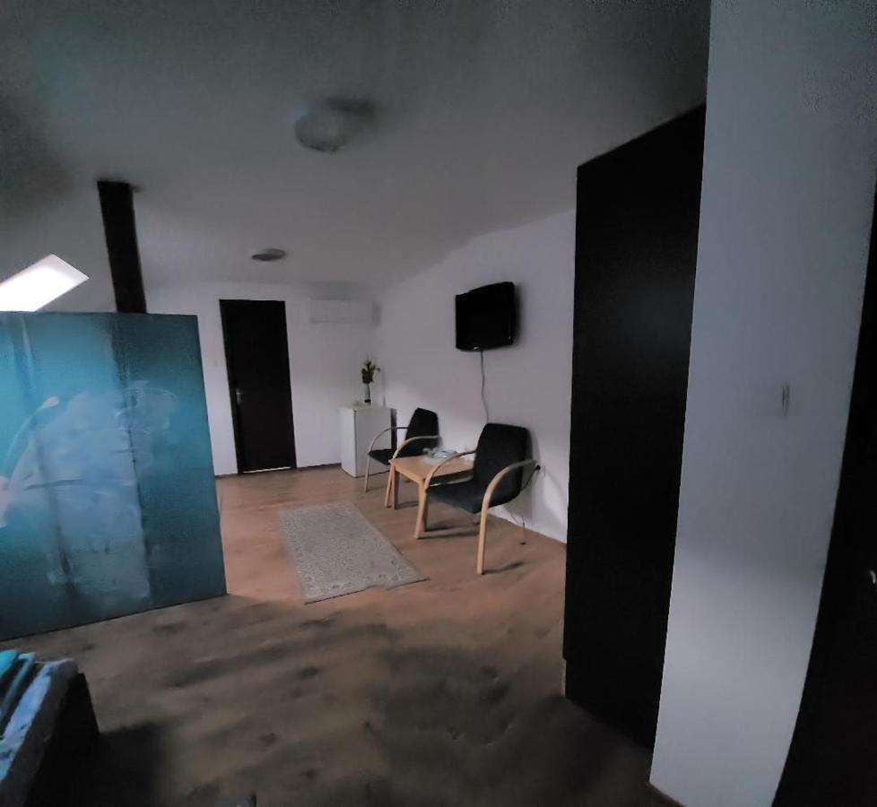 Casa Uila Hotel Orşova Eksteriør billede